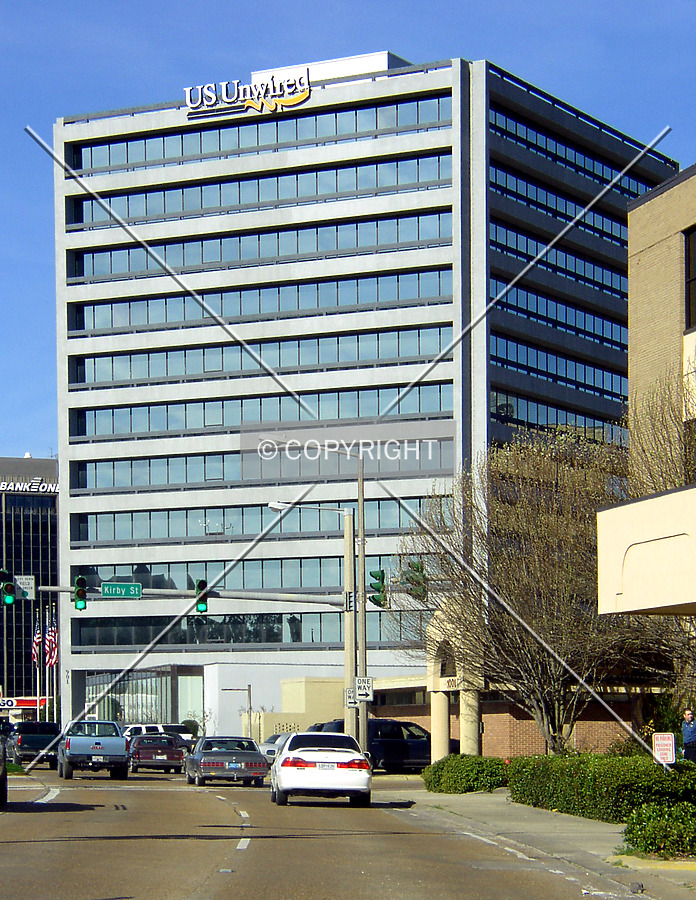 901 Lakeshore Drive by Chris Patriarca