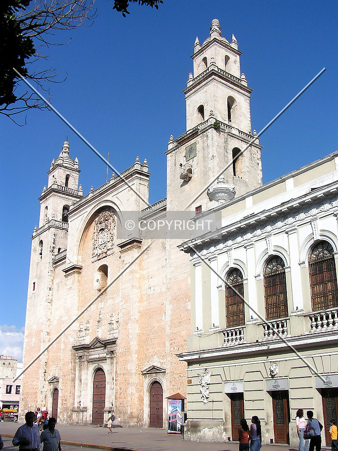 Catedral de Mérida by Luis Ibáñez