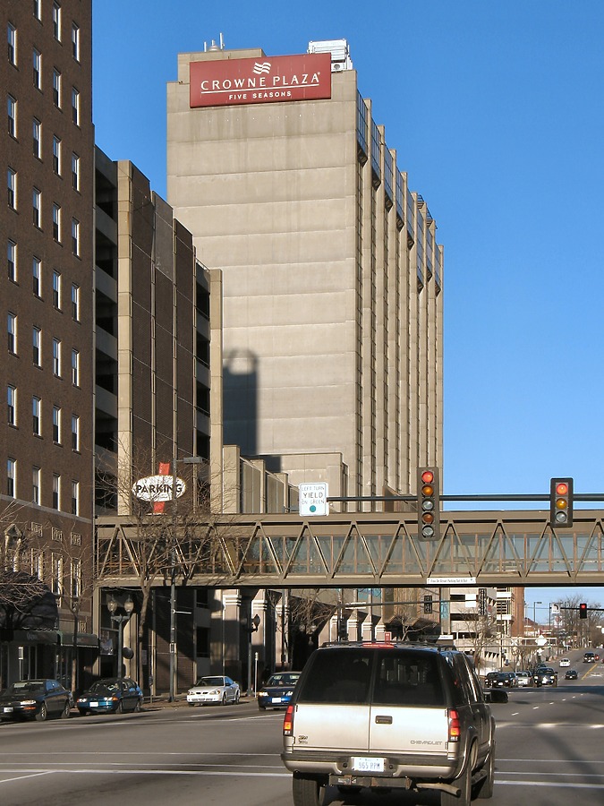 DoubleTree by Hilton Hotel Cedar Rapids Convention Complex by James Peacock