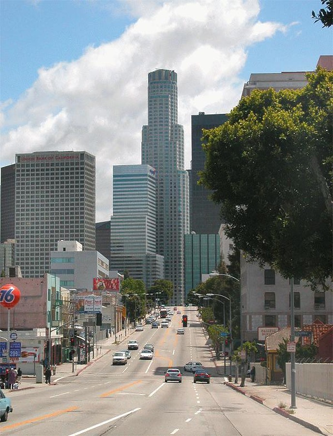 US Bank Tower by Jim Schwartz