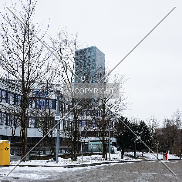 Hochhaus Uptown München by Nephilim