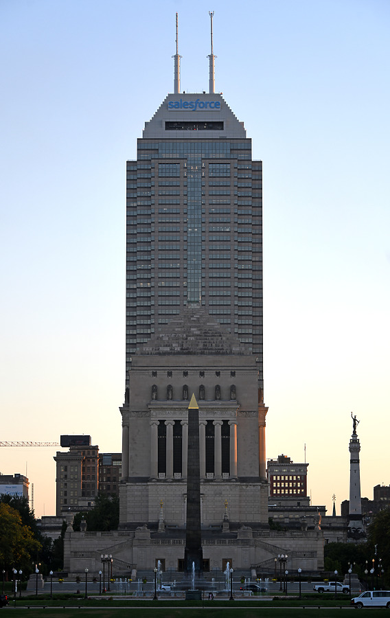 Salesforce Tower by John W. Cahill