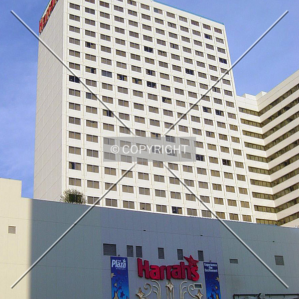 Harrah's Reno - West Tower by Serdica