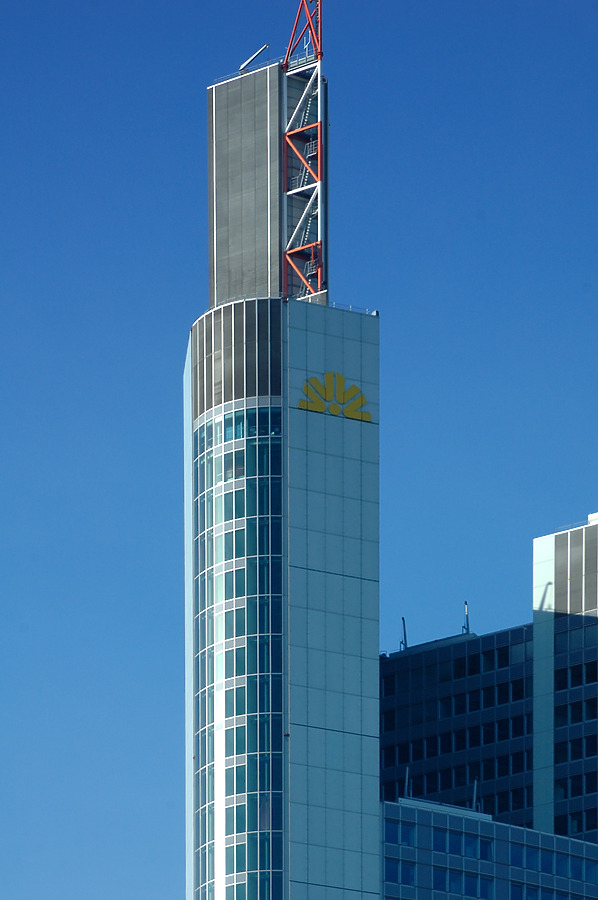 Commerzbank Tower by David Guija