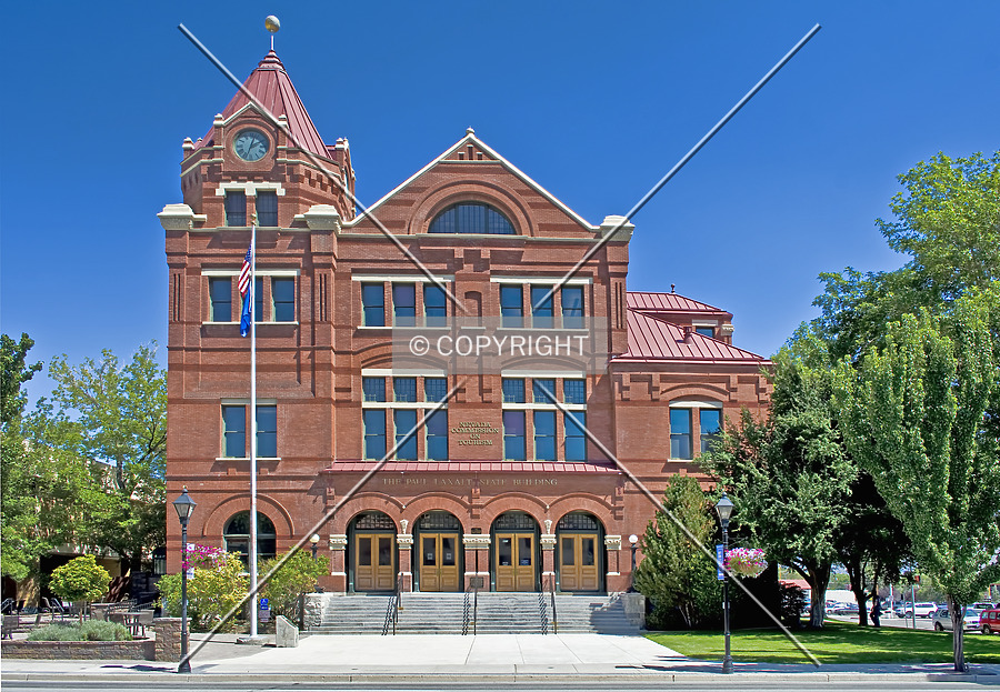 Paul Laxalt State Building by Jorge Molina