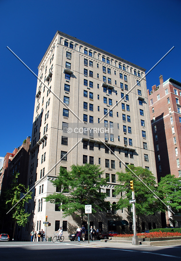 860 Park Avenue by Royce Douglas