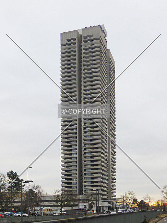 Colonia-Haus by Nephilim