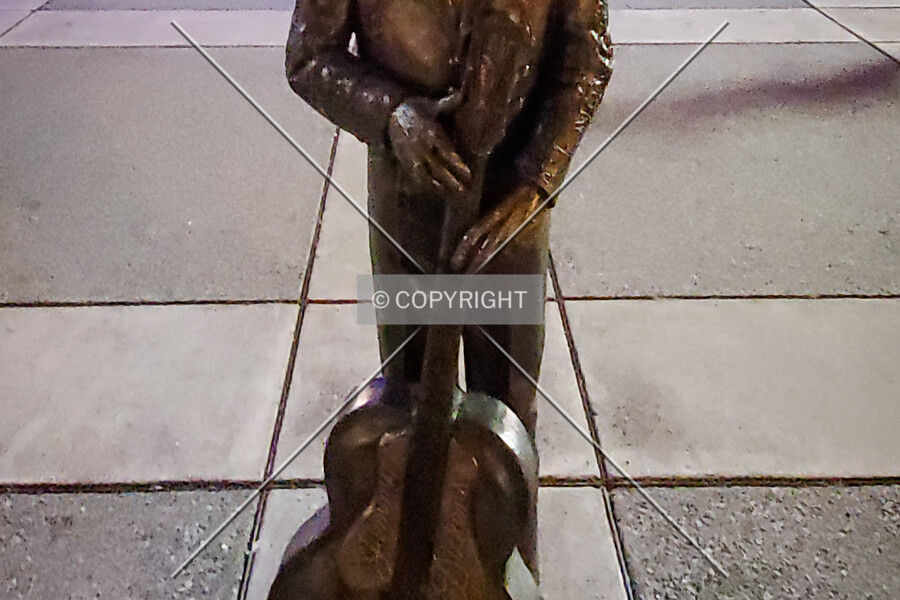 Little Jimmy Dickens Statue