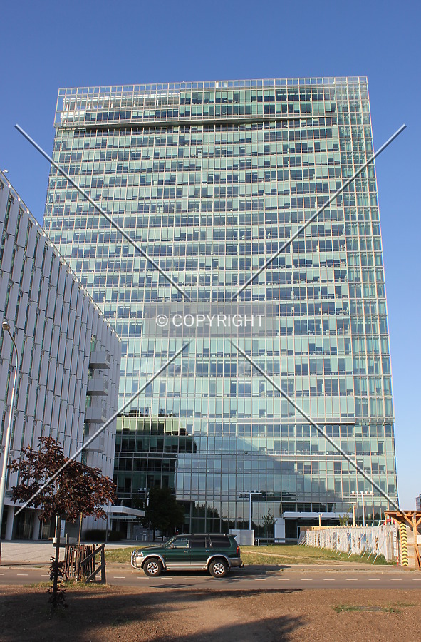 City Tower by Florian Barbier