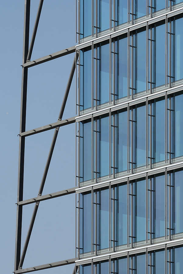 Weser Tower by Michiel van Dijk
