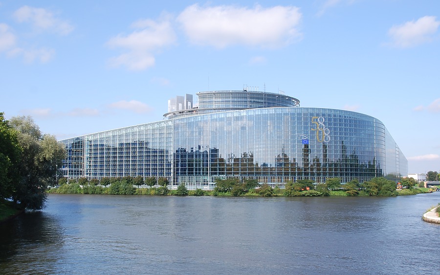 Parlement Européen by Huopa