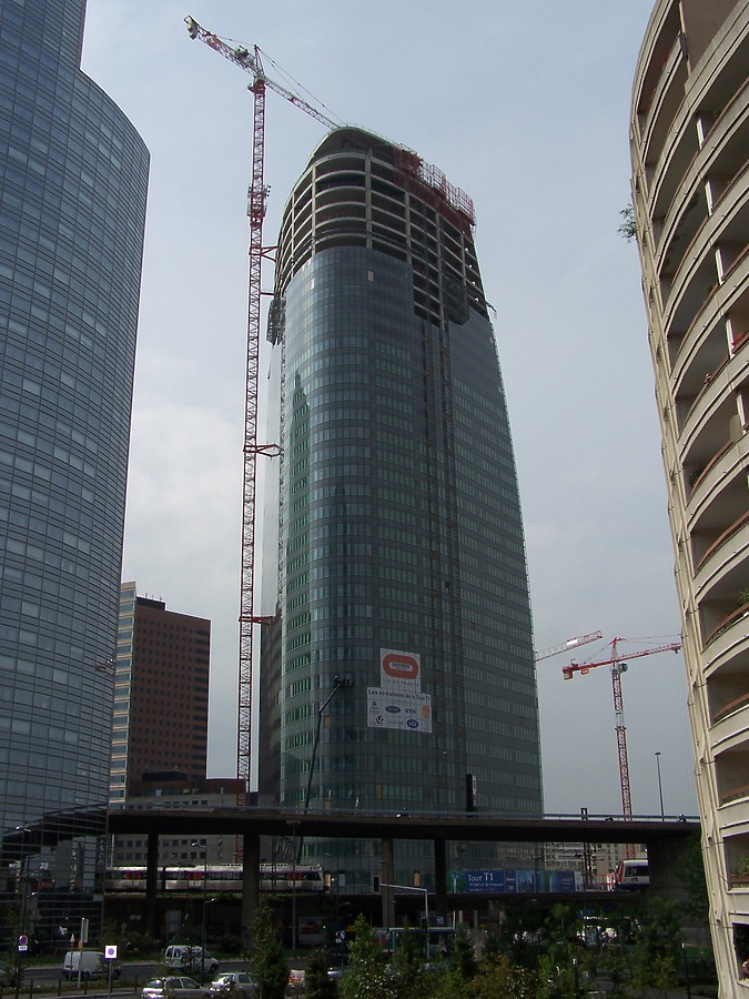 Tour T1 by Florian Barbier