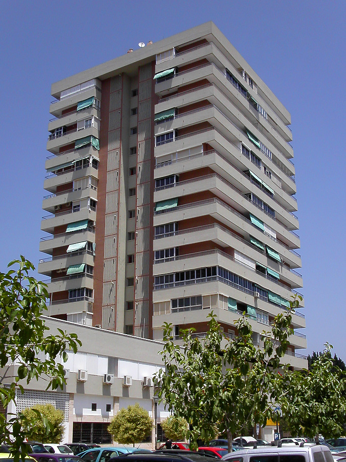 Edificio Copirsa 3 by Cesar Serrano