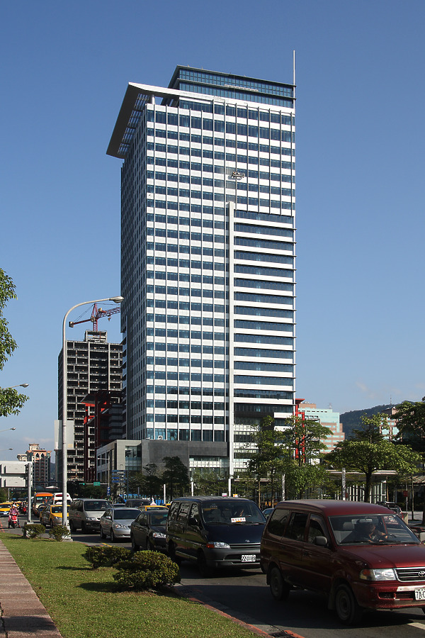 Citibank Tower by Michiel van Dijk