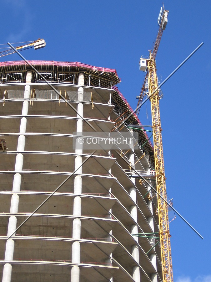 Torre Repsol YPF by Maximiliano Buono