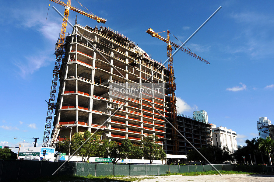 1450 Brickell by Jorge Molina