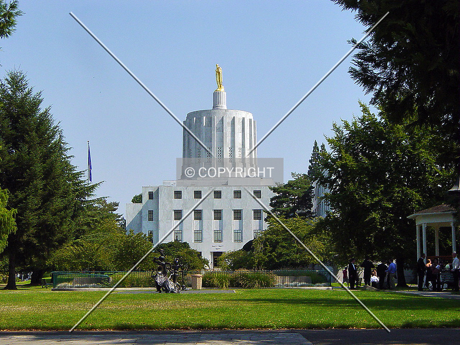 Oregon State Capitol by Serdica