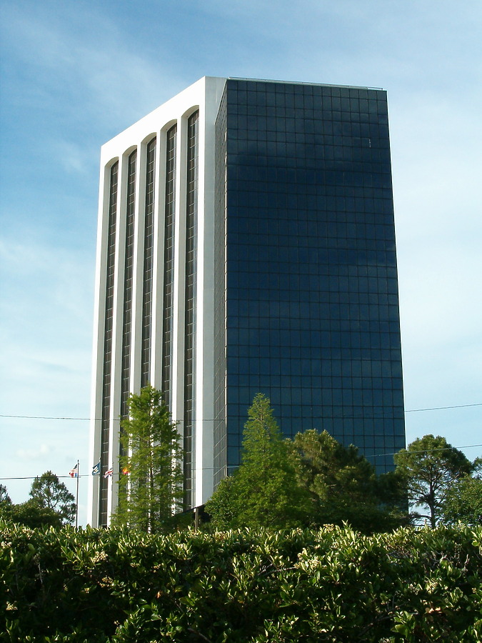 Heritage Plaza by Rodney Gunn