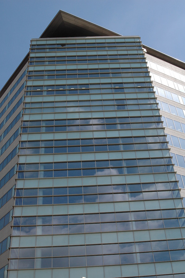 Torre Diagonal Mar by David Guija