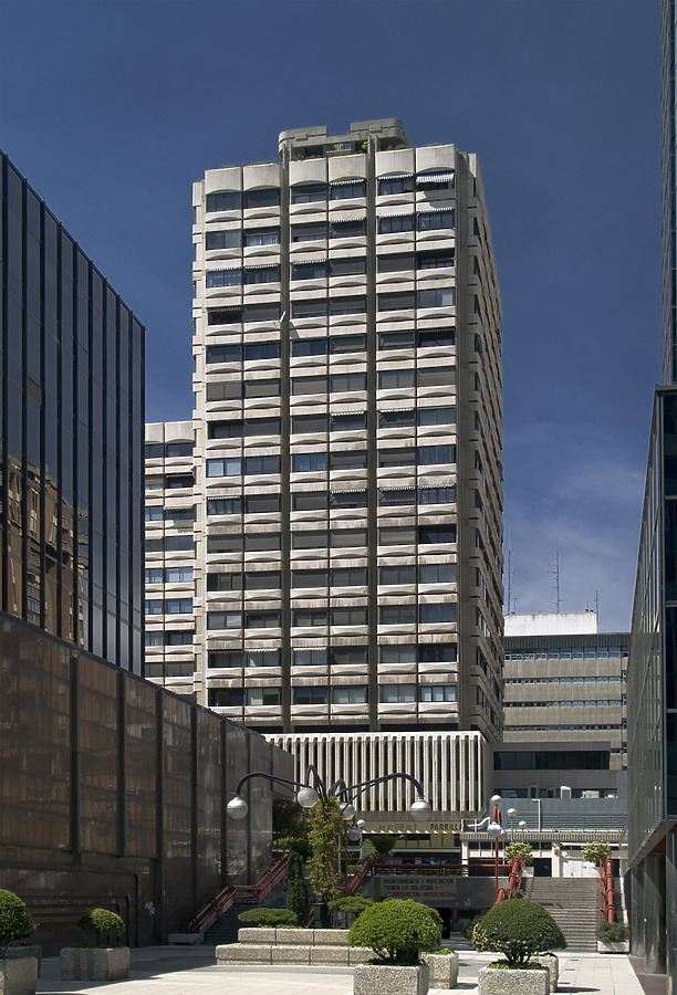 Orense 6 by Cesar Serrano