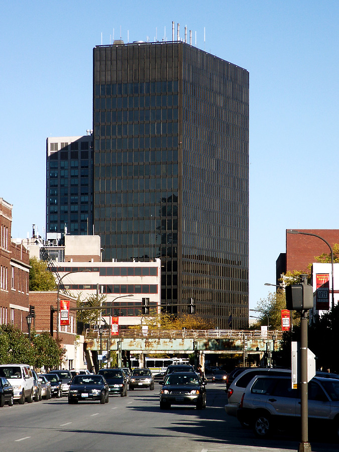 Chase Bank Building by Daniel Kieckhefer