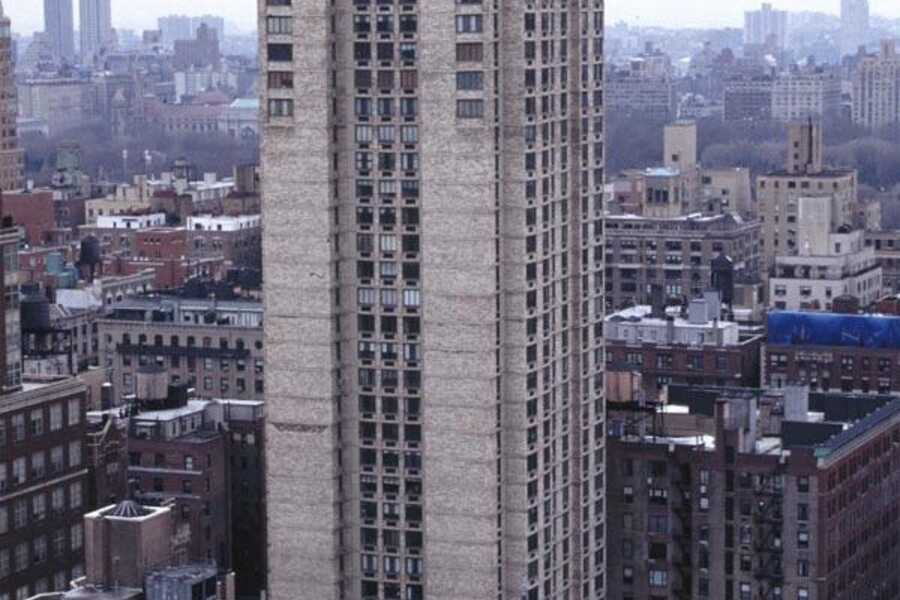 Carnegie Towers Apartments