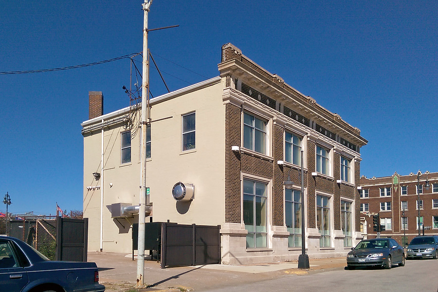 Lascelles Building Photo 297655795 Stock Image SKYDB