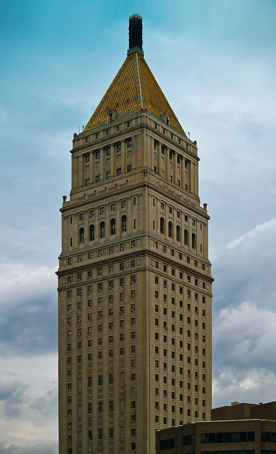 Thurgood Marshall United States Courthouse by Cesar Serrano