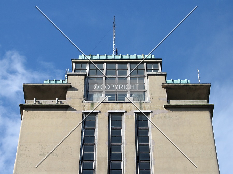 Centrale Universiteitsbibliotheek by Emmanuel D.