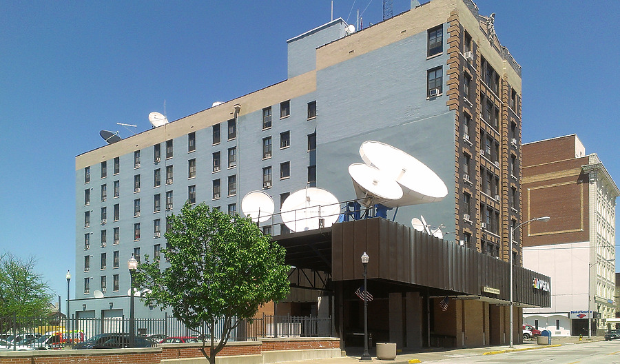 Hotel Quincy Apartments by Ryan Hildebrand