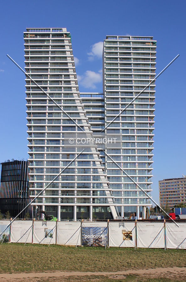 V Tower by Florian Barbier