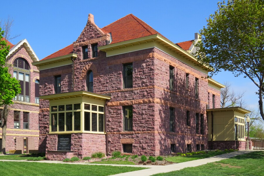 Rock County Veterans Memorial Building