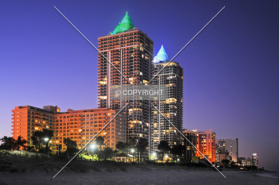 Green Diamond by Jorge Molina
