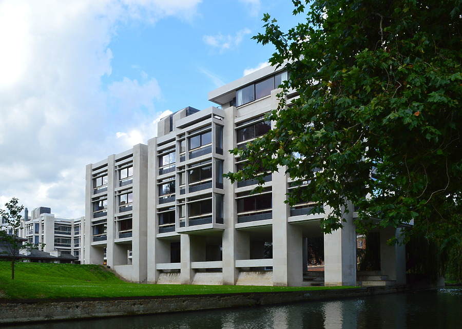 Cripps Building by Huopa