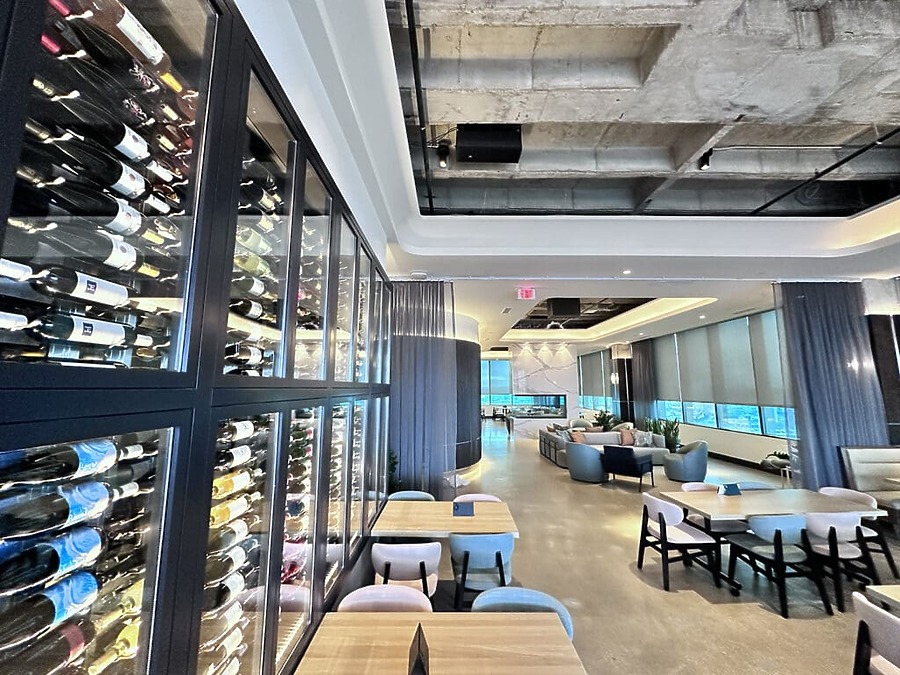 111 West Port Plaza by PARIC Corporation