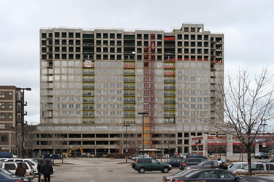 415 Premier Apartments by Daniel Kieckhefer