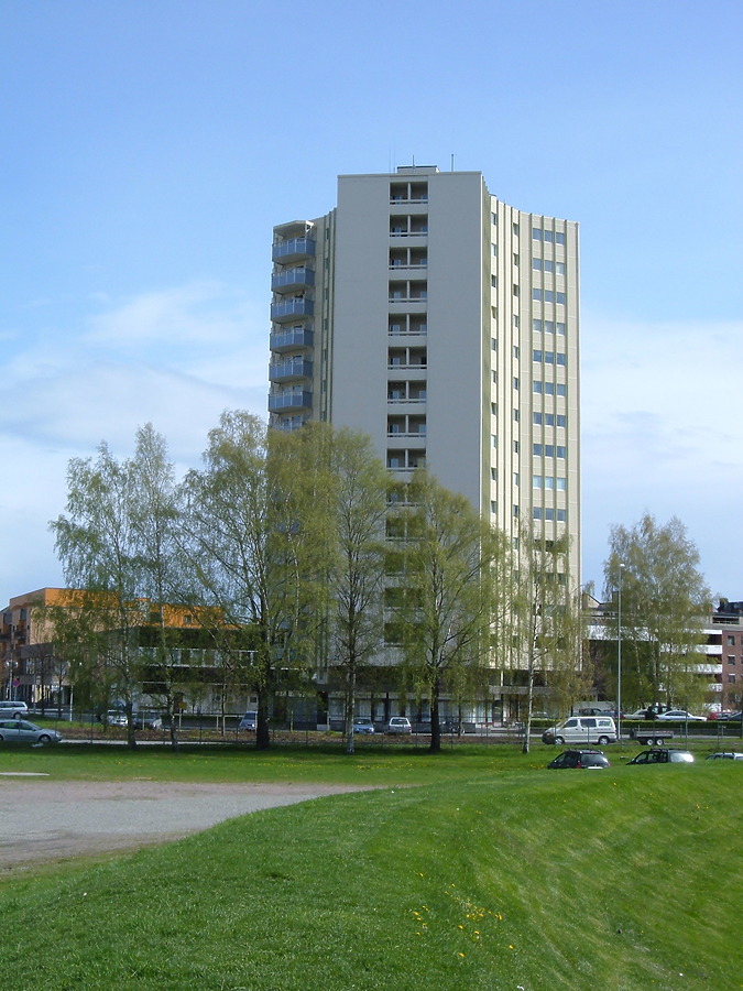 Skistadbygget by Kjetil Balog