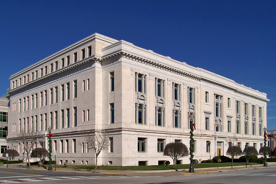 Madison County Courthouse by Ryan Hildebrand