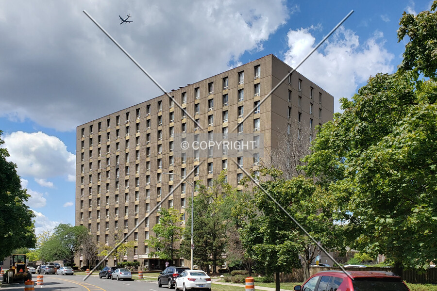 Pallister Plaisance Apartments