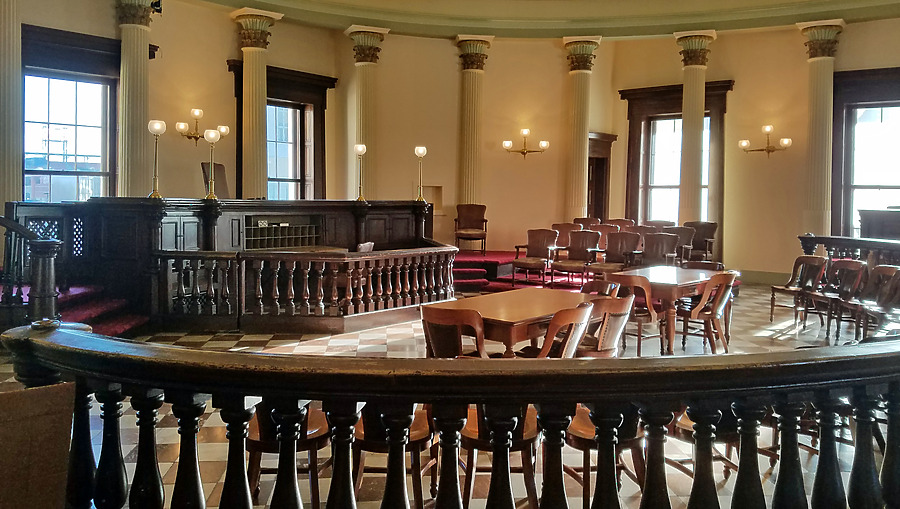 Old Courthouse by Ryan Hildebrand