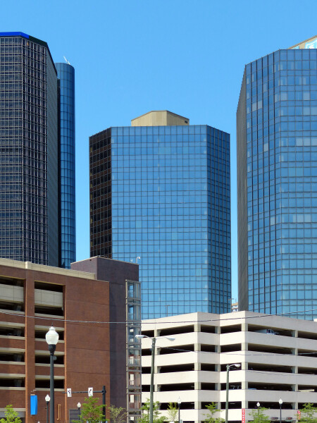 Renaissance Center 500 Tower