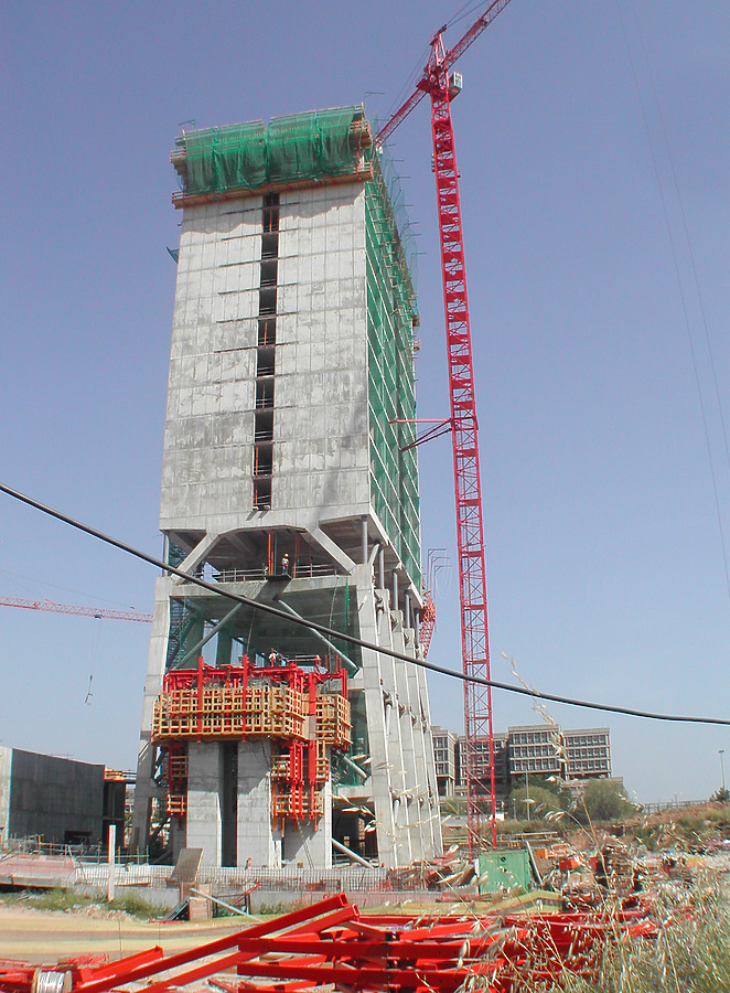 Hesperia Tower by David Guija