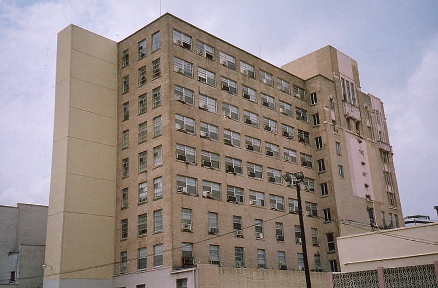 Sea Gulf Villa by Kevin Lehnhardt