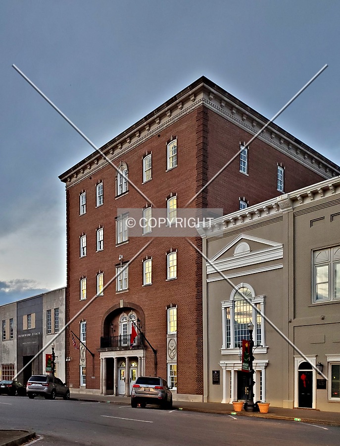 Buckner-Rucker-Stegall Judicial Building by Ryan Hildebrand