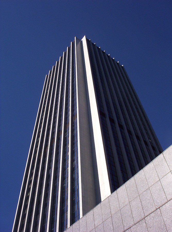 Oxford Tower by Pavel Toczynski