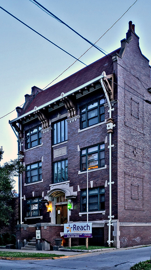 The Bell Building by Ryan Hildebrand