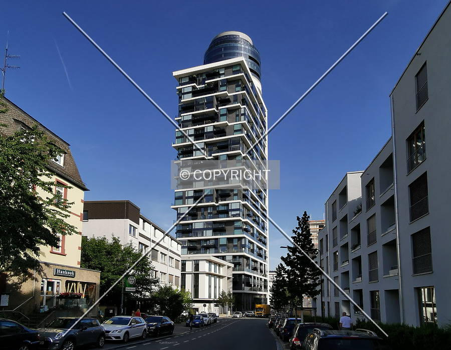 Henninger-Turm by Nephilim