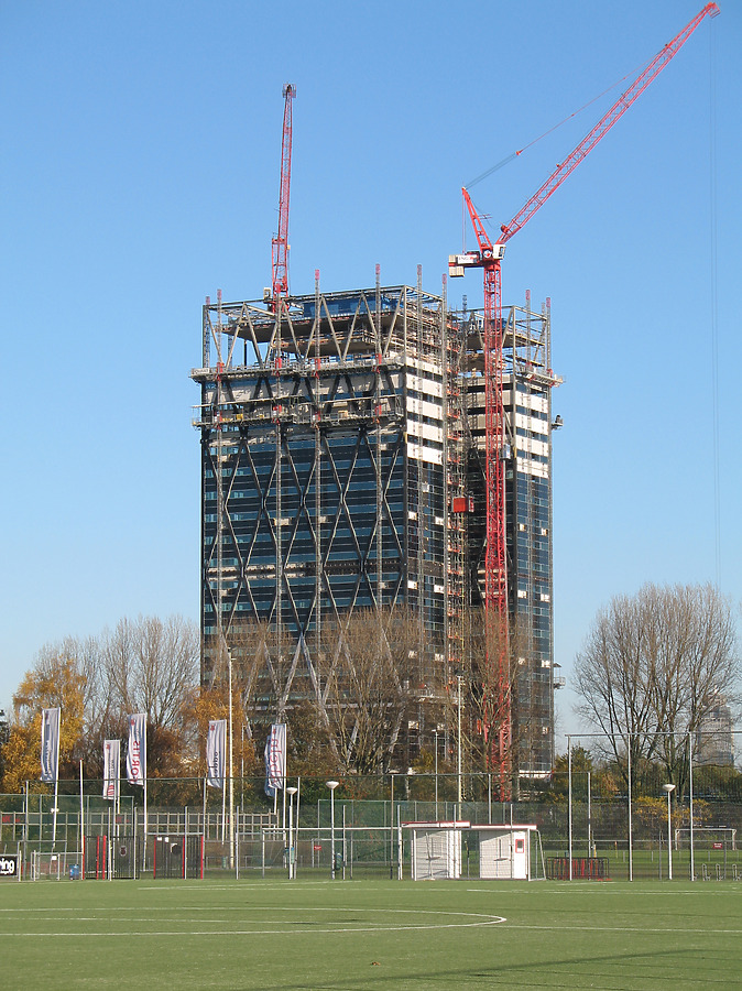 Ernst & Young by Michiel van Dijk
