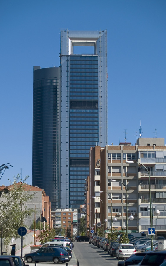 Torre Caja Madrid by Cesar Serrano