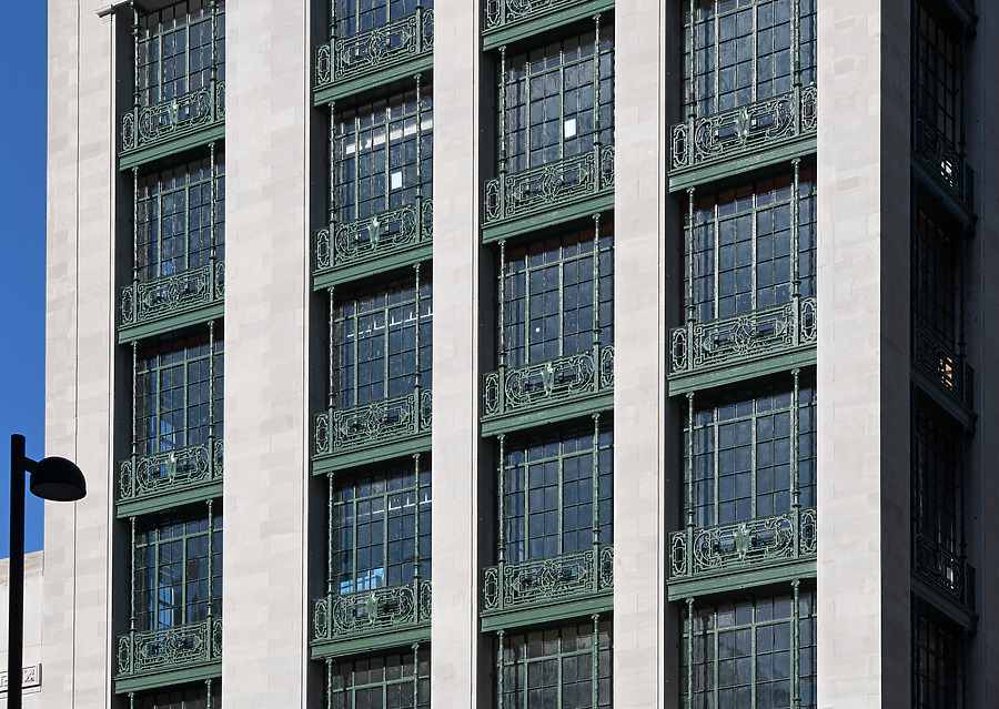 Gwynne Building by John W. Cahill